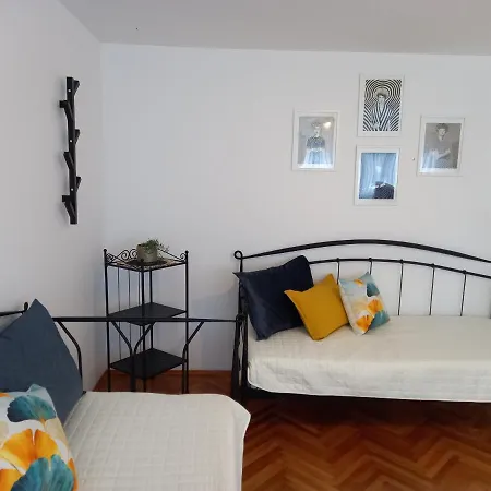 Appartement A Quick Walk To & Old Town Split