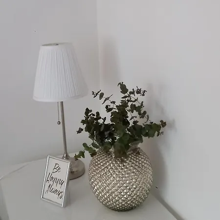 A Quick Walk To & Old Town 아파트