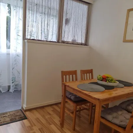 A Quick Walk To & Old Town شقة